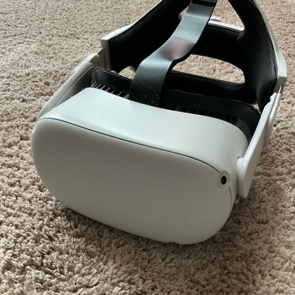 OCULUS META QUEST 2 - 256GB (used)
